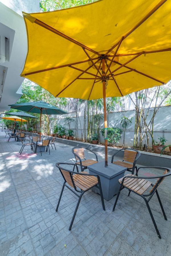 היידראבד Hotel Athome , Whitefields, Kondapur מראה חיצוני תמונה